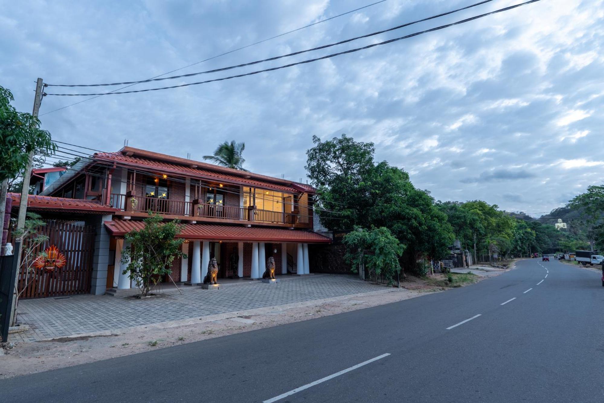 Golden Stars Hotel Dambulla Dış mekan fotoğraf